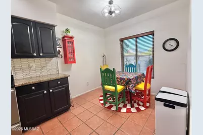 8110 E Rivenoak Circle, Tucson, AZ 85715 - Photo 6