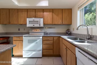 3465 N Richland Drive, Tucson, AZ 85719 - Photo 14