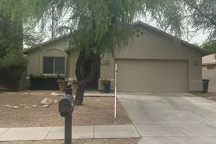 9586 E Shiloh St, Tucson, AZ 85748 - Photo 2