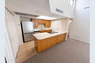 1200 E River Road #C37, Tucson, AZ 85718 - Photo 2