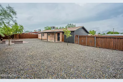 2203 N Flores Drive, Tucson, AZ 85705 - Photo 16