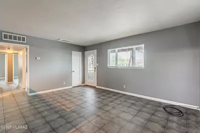 2203 N Flores Drive, Tucson, AZ 85705 - Photo 4