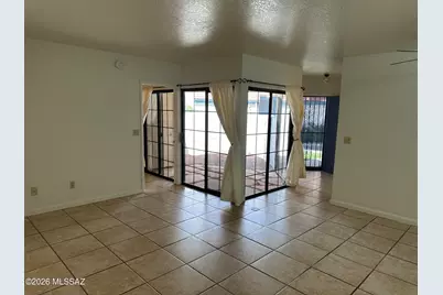 4279 N River Grove Circle #APT 127, Tucson, AZ 85719 - Photo 2
