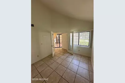 4279 N River Grove Circle #APT 127, Tucson, AZ 85719 - Photo 10