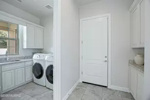 261 E Placita Haciendas del Lago, Sahuarita, AZ 85629 - Photo 34