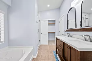 10529 E Ottoman Dr, Tucson, AZ 85747 - Photo 18