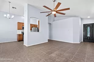 10529 E Ottoman Dr, Tucson, AZ 85747 - Photo 4