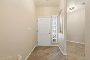 525 W Deerview Ct, Green Valley, AZ 85614 - Photo 10