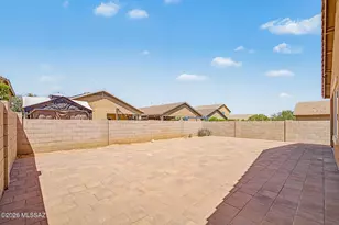 6716 S May Fly Dr, Tucson, AZ 85757 - Photo 32