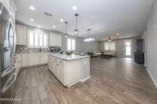 9496 S Horned Lizard Circle, Tucson, AZ 85747 - Photo 4