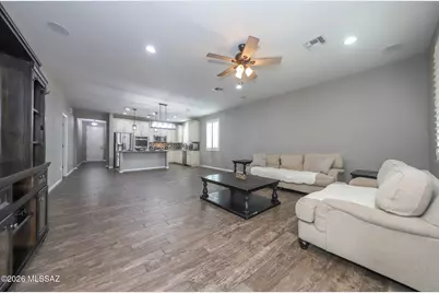 9496 S Horned Lizard Circle, Tucson, AZ 85747 - Photo 12