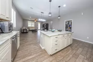 9496 S Horned Lizard Circle, Tucson, AZ 85747 - Photo 6