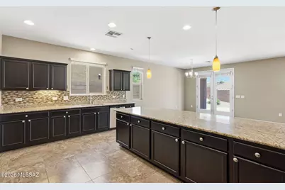 39054 S Running Roses Lane, Saddlebrooke, AZ 85739 - Photo 20