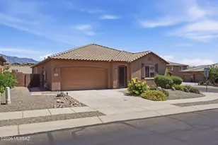 39054 S Running Roses Ln, Saddlebrooke, AZ 85739 - Photo 2