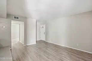1600 N Wilmot Rd, Tucson, AZ 85712 - Photo 4