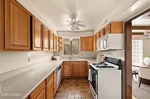 325 S Calle De La Azucena, Tucson, AZ 85711 - Photo 14
