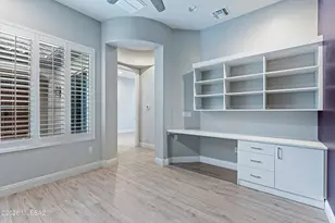 2447 N Wychwood Ct, Tucson, AZ 85749 - Photo 34