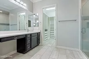 2447 N Wychwood Ct, Tucson, AZ 85749 - Photo 24