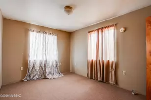 12280 W Daviti Ln, Tucson, AZ 85736 - Photo 10