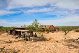 12280 W Daviti Ln, Tucson, AZ 85736 - Photo 30