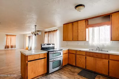 12280 W Daviti Lane, Tucson, AZ 85736 - Photo 4