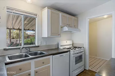 1860 W Alsis Lane, Tucson, AZ 85705 - Photo 22