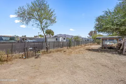 1860 W Alsis Lane, Tucson, AZ 85705 - Photo 8