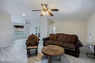 1860 W Alsis Ln, Tucson, AZ 85705 - Photo 14