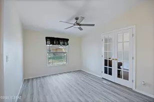 1860 W Alsis Ln, Tucson, AZ 85705 - Photo 16
