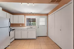 119 S Paseo Tierra, Green Valley, AZ 85614 - Photo 16