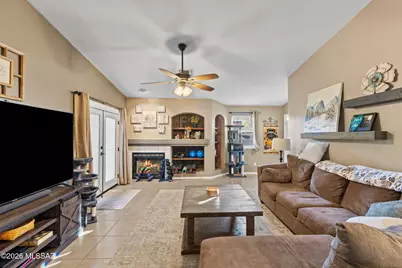 7079 W Harcuvar Drive, Tucson, AZ 85743 - Photo 8