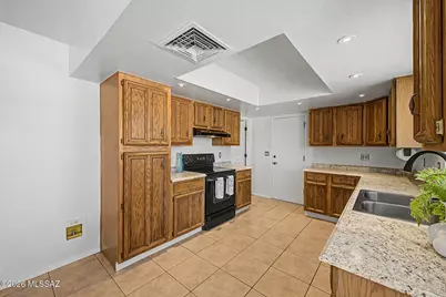 2767 N Desert Avenue, Tucson, AZ 85712 - Photo 10