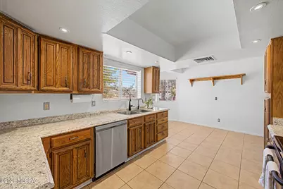 2767 N Desert Avenue, Tucson, AZ 85712 - Photo 8