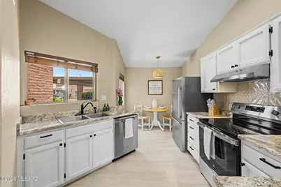 4322 E Allison Road, Tucson, AZ 85712 - Photo 8