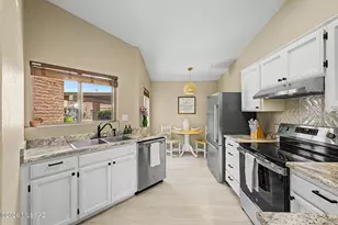 4322 E Allison Rd, Tucson, AZ 85712 - Photo 8