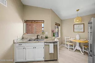 4322 E Allison Rd, Tucson, AZ 85712 - Photo 4