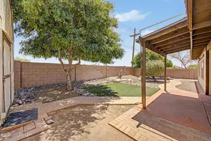 2900 W Bayleaf Dr, Tucson, AZ 85741 - Photo 28