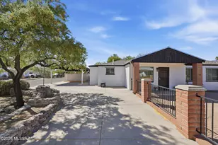 5601 E Julius Stra, Tucson, AZ 85712 - Photo 2
