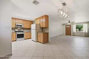 5601 E Julius Stra, Tucson, AZ 85712 - Photo 8