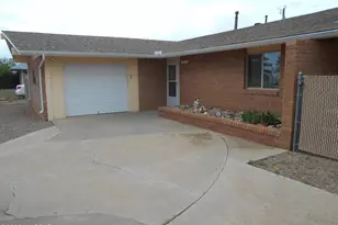 314 N Flynn Jans Ct, Pearce, AZ 85625 - Photo 2