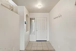 4141 E Cameo Point Dr, Tucson, AZ 85756 - Photo 4