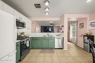1588 W Beantree Ln, Tucson, AZ 85713 - Photo 12