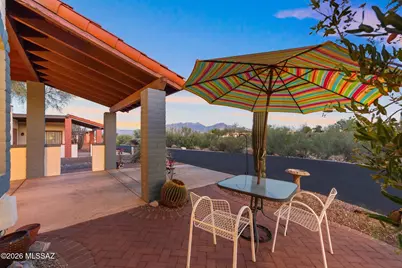 1212 W Calle Alcazar, Green Valley, AZ 85622 - Photo 6