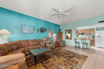 1212 W Calle Alcazar, Green Valley, AZ 85622 - Photo 10