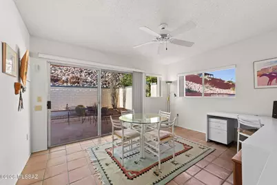 1212 W Calle Alcazar, Green Valley, AZ 85622 - Photo 4