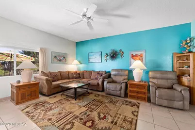 1212 W Calle Alcazar, Green Valley, AZ 85622 - Photo 8