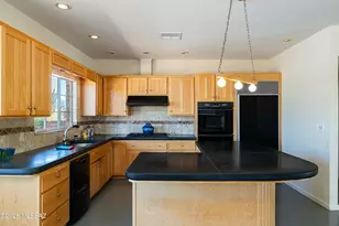 5455 N Via Alcalde, Tucson, AZ 85718 - Photo 18