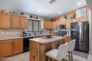 8908 N Tortolita Bluffs Pl, Tucson, AZ 85742 - Photo 4