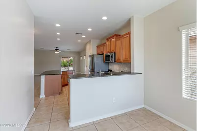 1106 W Montelupo Drive, Oro Valley, AZ 85755 - Photo 16