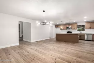 8943 S Emerald Ln, Hereford, AZ 85615 - Photo 8